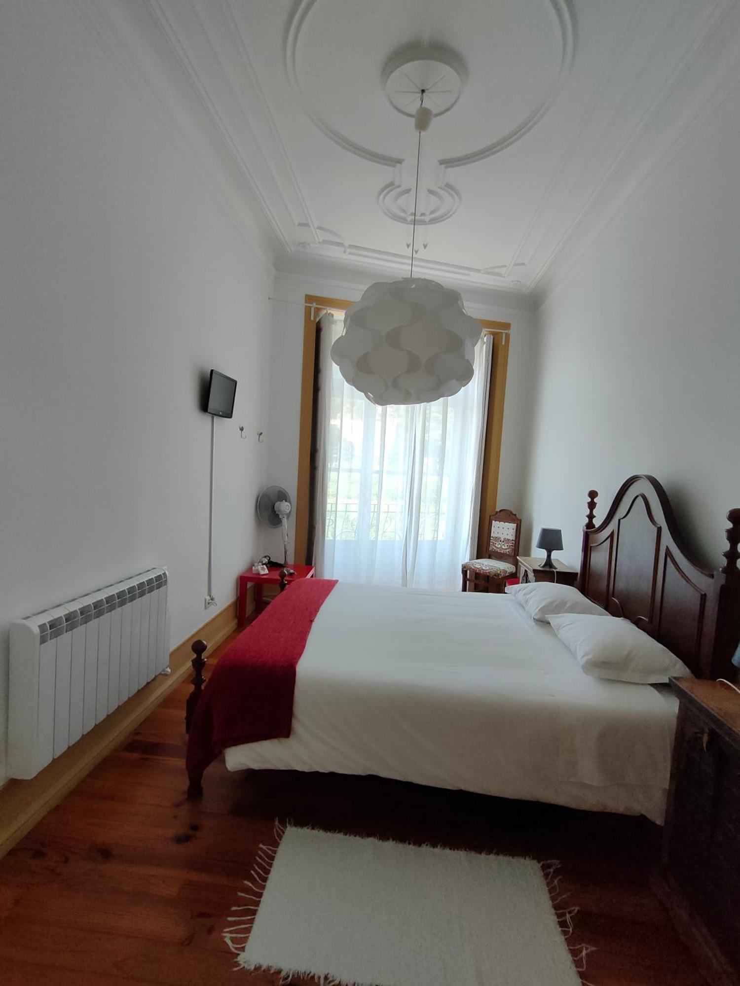 A Vianesa - Guest House ビアナドカステロ エクステリア 写真